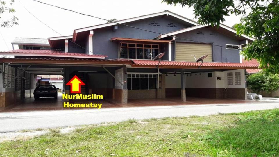 Nur Muslim Homestay At Кота Бару Екстериор снимка